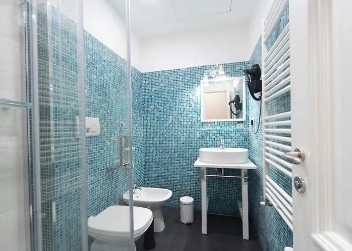 Sacconi Palace Oda ve Kahvaltı 4*