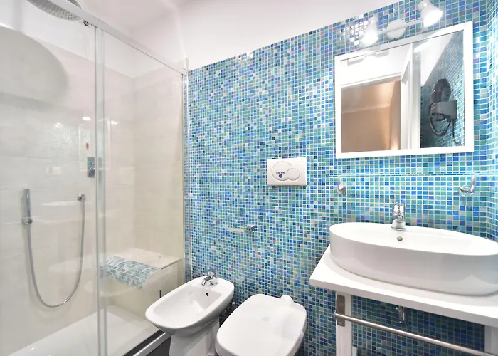 Oda ve Kahvaltı Sacconi Palace 4*